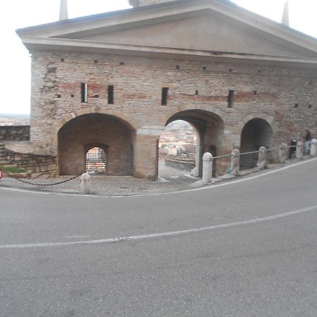 La Maison Des Artistes Bergamo Exteriör bild