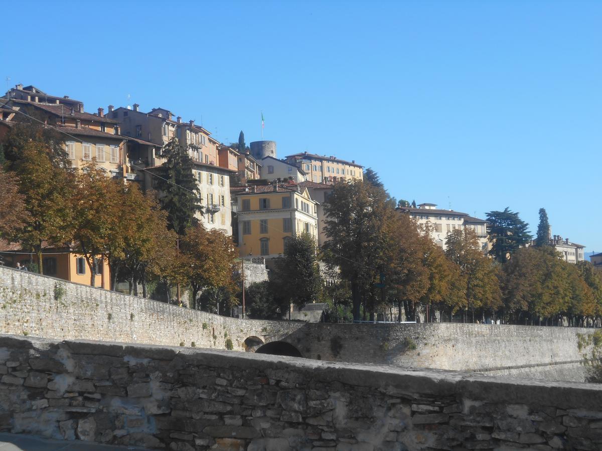 La Maison Des Artistes Bergamo Exteriör bild